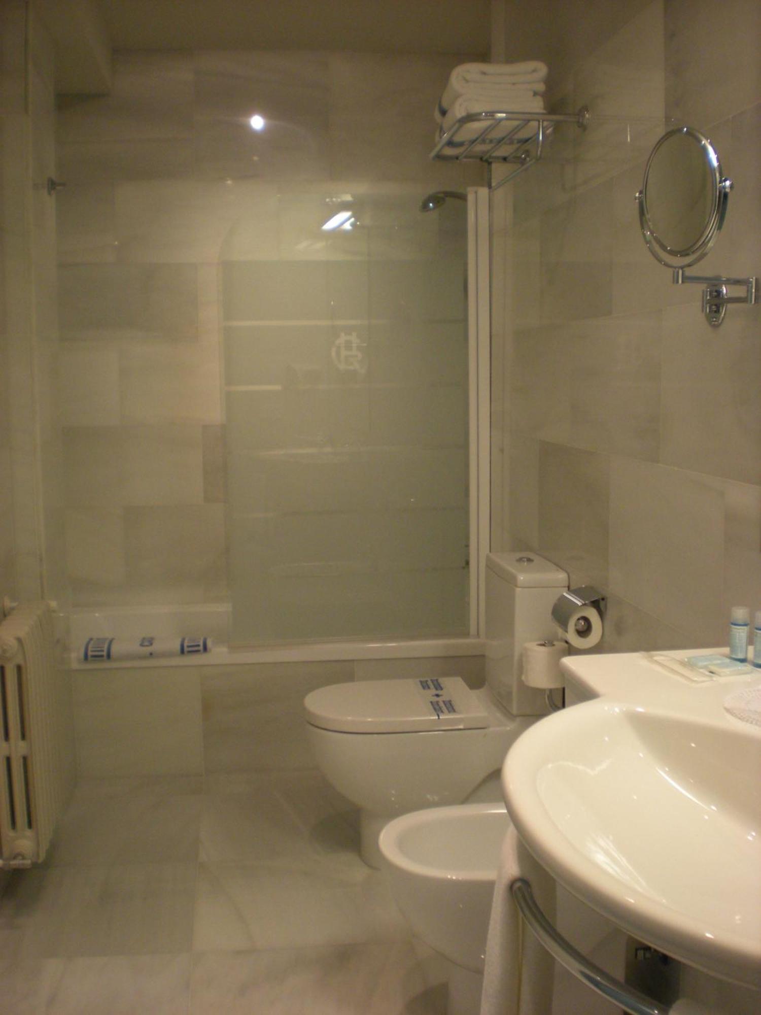 קמבדוס Hotel - Restaurante Casa Rosita מראה חיצוני תמונה