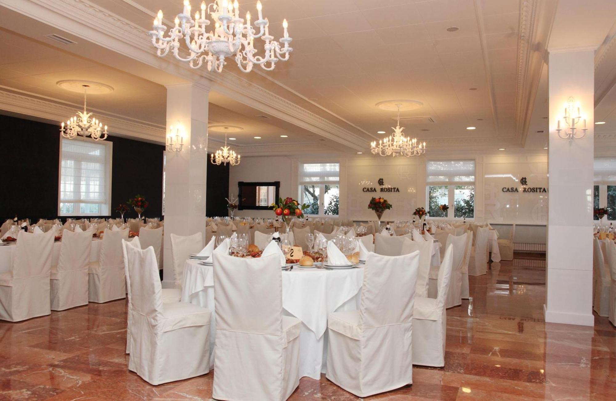 קמבדוס Hotel - Restaurante Casa Rosita מראה חיצוני תמונה