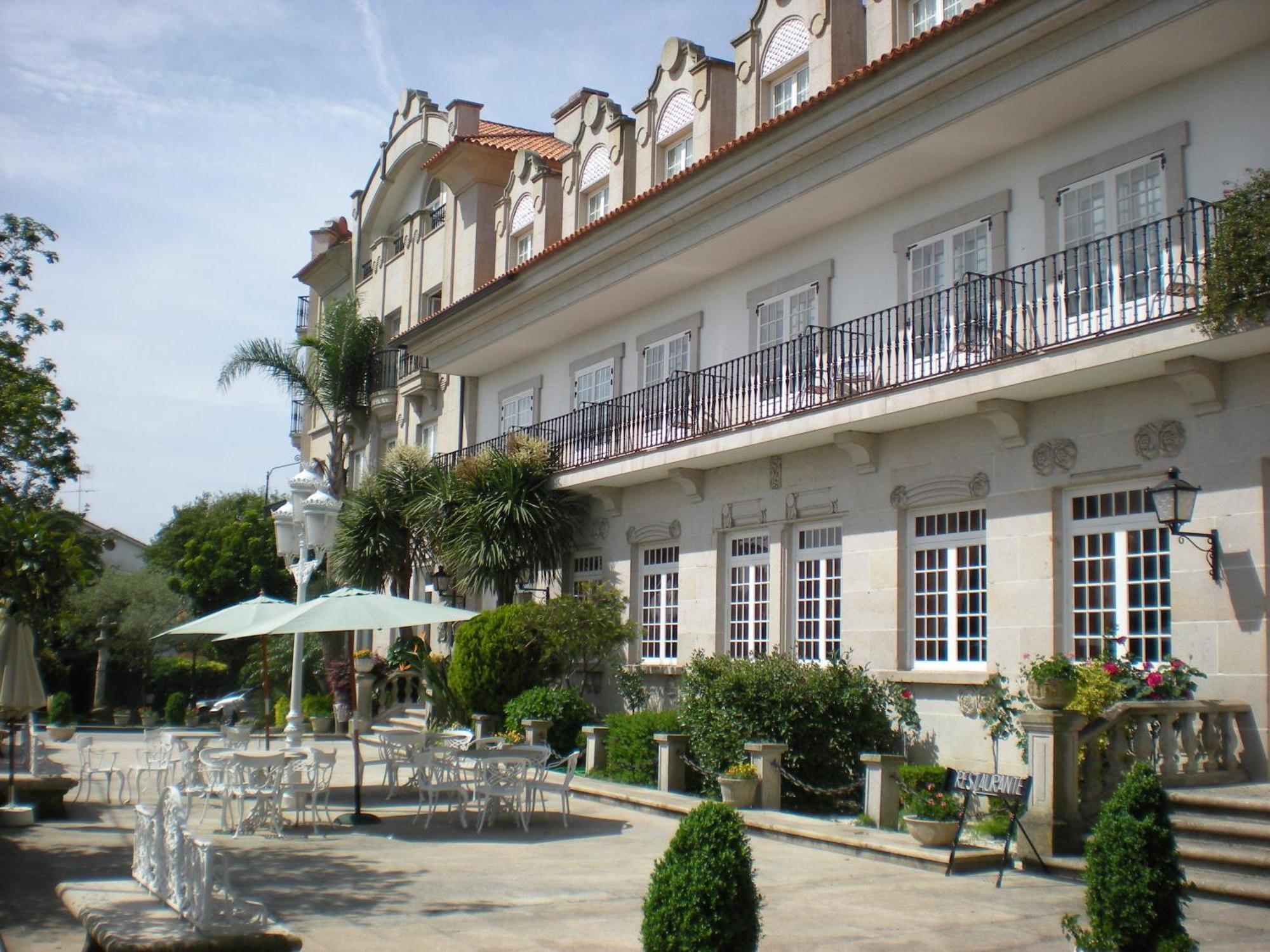 קמבדוס Hotel - Restaurante Casa Rosita מראה חיצוני תמונה