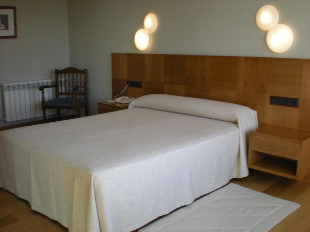 קמבדוס Hotel - Restaurante Casa Rosita חדר תמונה