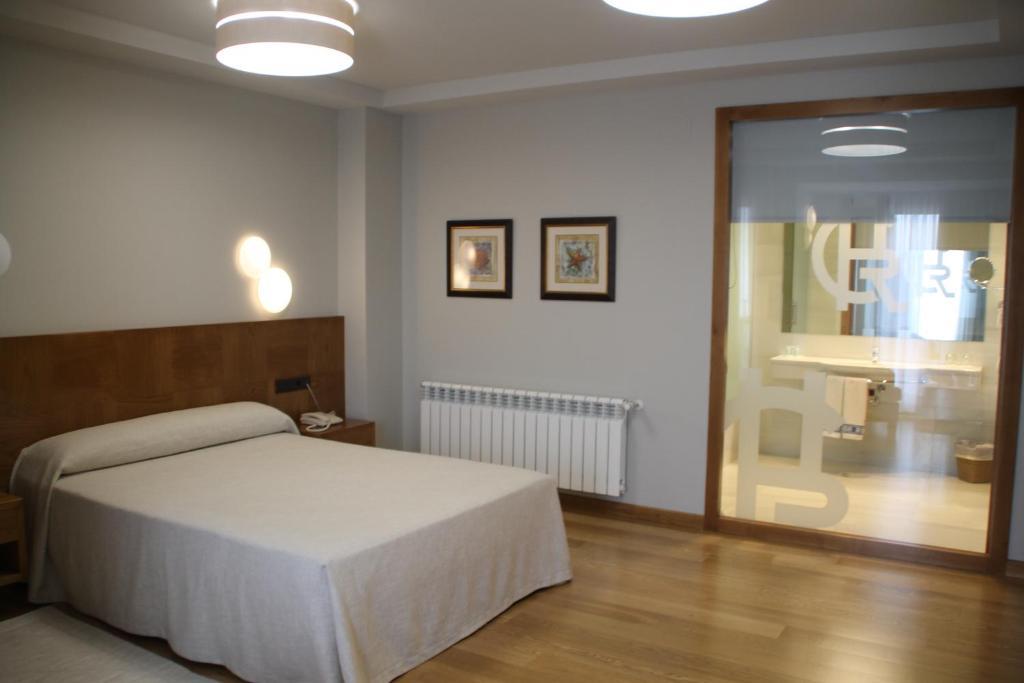 קמבדוס Hotel - Restaurante Casa Rosita חדר תמונה